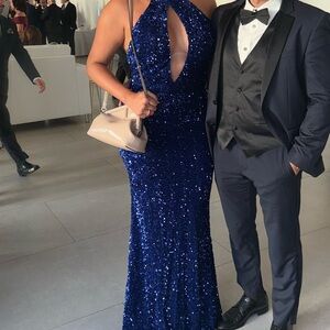 Elegant Blue Sequin Evening Gown